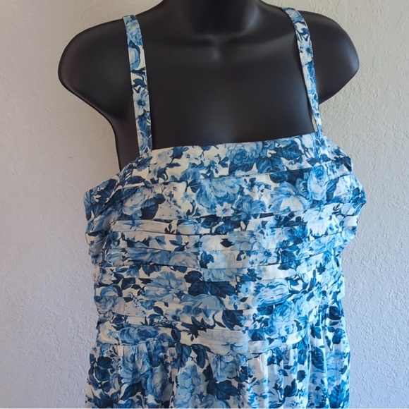 🍋✨ Abercrombie and Fitch Emerson strappy blue floral dress size xl - Picture 7 of 7
